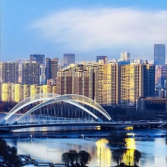 漫步太原，历史与现代交织的大学生时光感悟